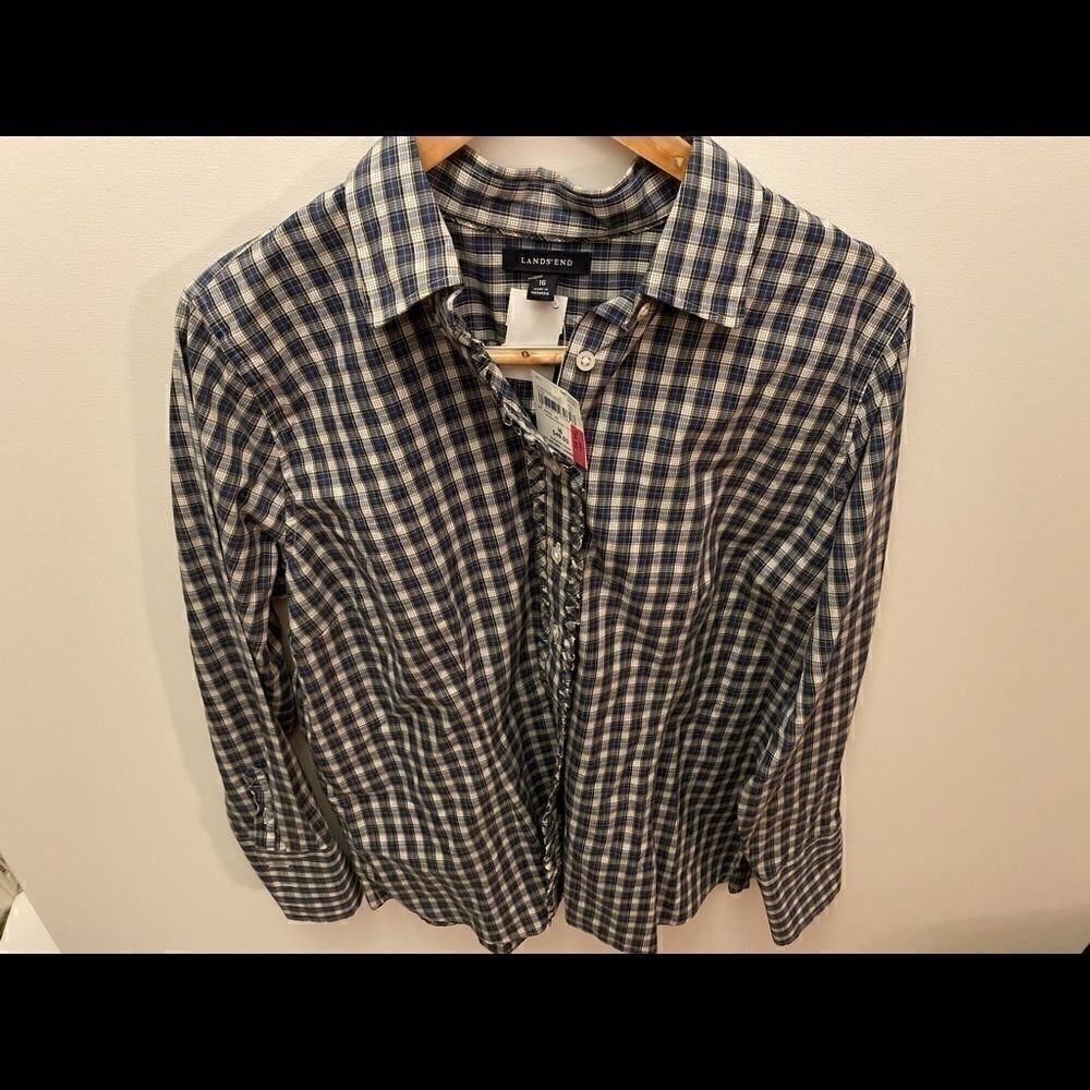 LANDS ‘END Button Down Blouse - Picture 3 of 9
